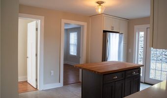 6 W Main St, Chester, CT 06412