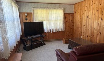 303 W Main St, Andover, OH 44003