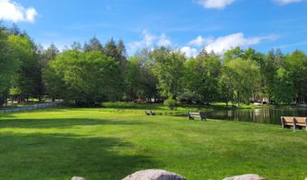 7 Holiday Ct, Albrightsville, PA 18210