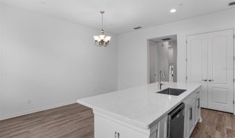 160 SUN PALM Ln, Altamonte Springs, FL 32701