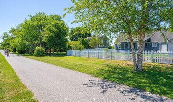 18 BAY BREEZE Dr, Lewes, DE 19958