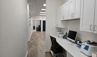 350 W North Ave, Addison, IL 60101