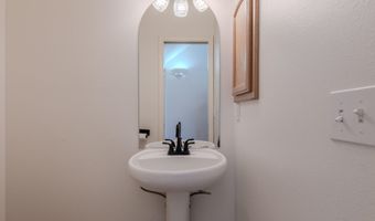 246 9th St Aly, Ashland, OR 97520