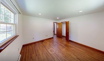 107 Mckenna Dr, Aliquippa, PA 15001