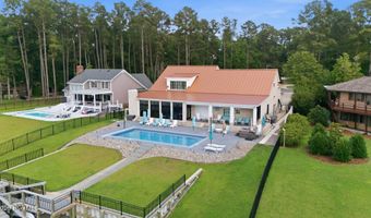 685 Raymond Rd, Arapahoe, NC 28510
