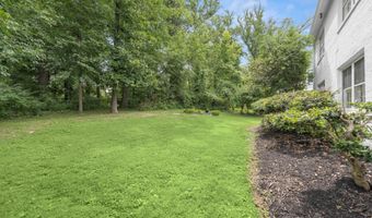 6709 PEMBERTON St, Bethesda, MD 20817
