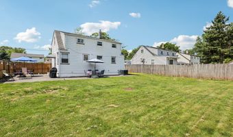 30 Clark Pl, Avenel, NJ 07001