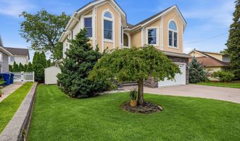 646 Compass Ave, Beachwood, NJ 08722