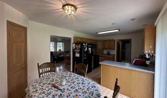 6 County Road 70 E, Bloomfield, IN 47424
