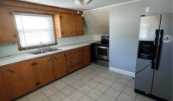 16 King St, North Providence, RI 02911