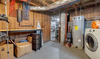 73 John St, Newstead, NY 14001