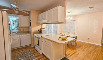 5902 WOODCLIFF St, Albany, GA 31721