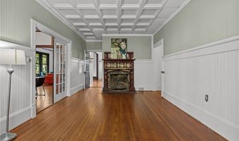 802 N Poplar St, Aberdeen, NC 28315