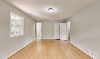 2403 SHERWOOD HALL Ln, Alexandria, VA 22306