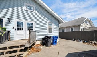 525 Willett Ave, East Providence, RI 02915