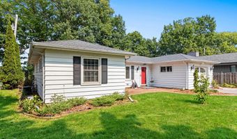 2323 PALISADES Dr, Appleton, WI 54915