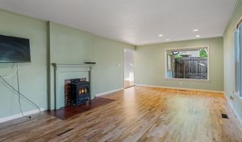 750 Park St, Ashland, OR 97520