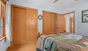 2323 PALISADES Dr, Appleton, WI 54915