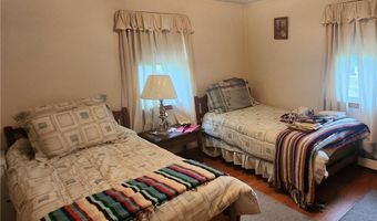 14 Cavalcade Blvd, Johnston, RI 02919
