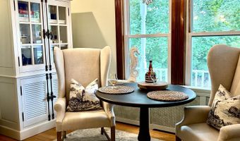 199 Foreside Rd, Falmouth, ME 04105