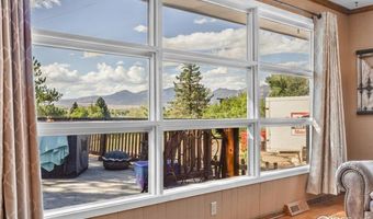 6703 Lakeview Dr, Boulder, CO 80303