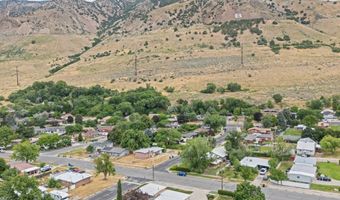 323 N HOLIDAY Dr E, Brigham City, UT 84302