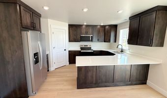 1885 Brynwood Ave, Chubbuck, ID 83202