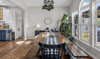 135 Castleton Cir, Boiling Springs, SC 29316