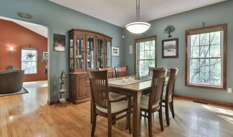 5 Heron Marsh Ln, Brookline, NH 03033