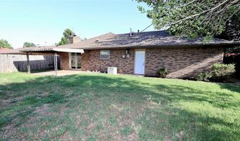7613 NW 28th St, Bethany, OK 73008