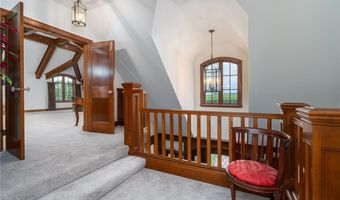 879 N 200 Rd, Baldwin City, KS 66006