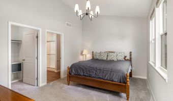 5010 Garden Grove Ln, Delhi, OH 45238