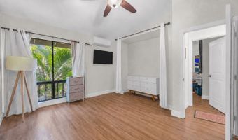 15 KULANIHAKOI St 15E, Kihei, HI 96753
