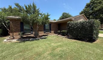 615 Wandering Way Dr, Allen, TX 75002