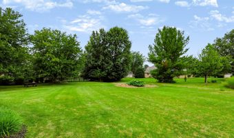 6040 White Ash Ct, Avon, IN 46123