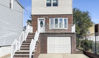 63 Cottage St, Bayonne, NJ 07002