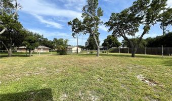 423 S 12th St, Aransas Pass, TX 78336