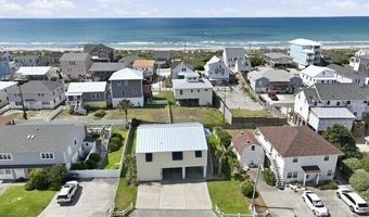 102 W Dobbs St, Atlantic Beach, NC 28512