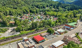 516 W Main St, Appalachia, VA 24216