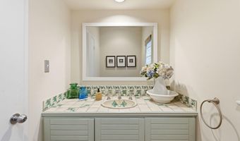 8004 SPLIT OAK Dr, Bethesda, MD 20817
