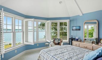 81 Quarry Rd, North Kingstown, RI 02874