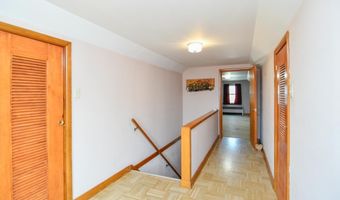303 CHURCH St, Algoma, WI 54201