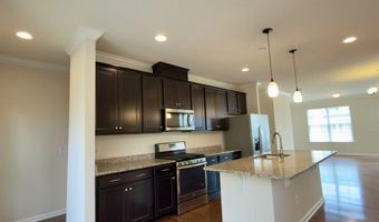 1018 Diamond Dove Ln, Apex, NC 27502