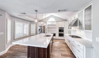 8620 Estrelita Dr, Las Vegas, NV 89128