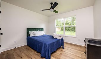 107 Springhill Dr, Bardstown, KY 40004
