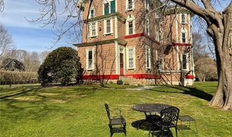 97 Narragansett Ave C2, Newport, RI 02840