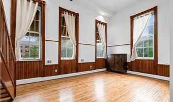 206 N Pearl St 102, Albany, NY 12207