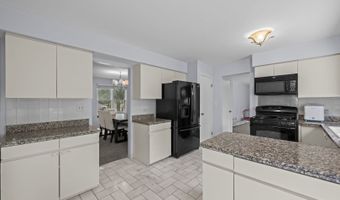815 E Hintz Rd, Arlington Heights, IL 60004