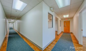 124 College Street Unit 3Rd Floor 3Rd Floor, Asheville, NC 28801