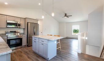 1 Estes Dr, Standish, ME 04085